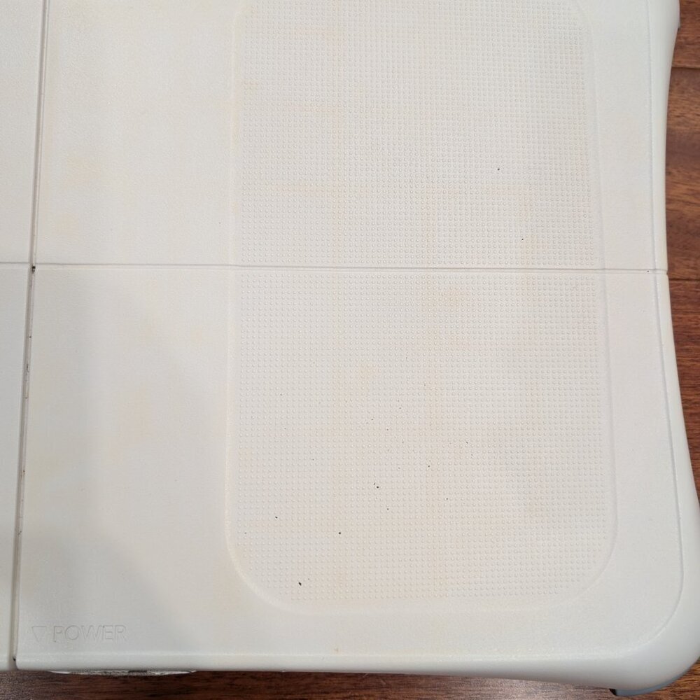 Nintendo Wii Fit with Balance Board w/ Wii FIT Game - TESTED - Picture 3 of 7